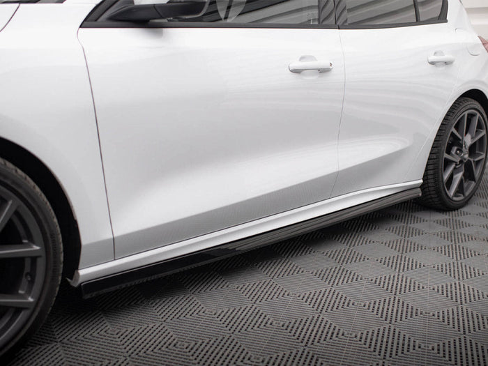 Maxton Design - Side Skirts Diffusers V.5 Ford Focus ST / ST-Line Mk4 Facelift
