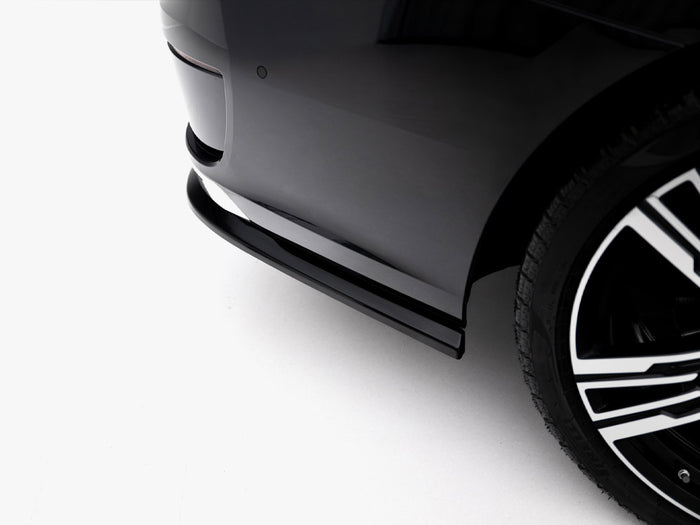 BMW 7 G70 Full Body Kit Set 2 - Maxton Design
