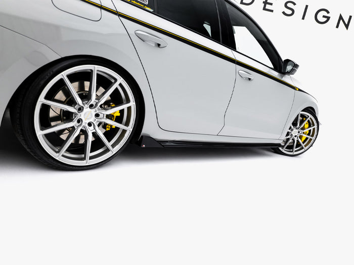 Side Skirts Diffusers V.2 Skoda Octavia RS Liftback / Estate Mk4 / Mk4 Facelift - Maxton Design