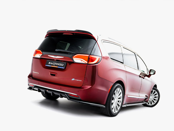 Chrysler Pacifica Mk2 Central Rear Splitter (Vertical Bars) - Maxton Design