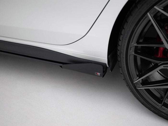 Maxton Design - STREET PRO SIDE SKIRTS DIFFUSERS + FLAPS VOLKSWAGEN GOLF GTI / GTE / GTI CLUBSPORT / R-LINE MK8