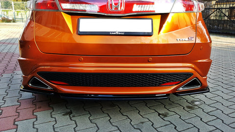 Maxton Design - CENTRAL REAR SPLITTER HONDA CIVIC VIII TYPE S/R (WITHOUT VERTICAL BARS)