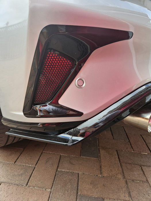 Rear Bumper Reflector Surround for MK4 / MK4.5 Focus | CEUK (Carbon Fibre Look OR Gloss Black)