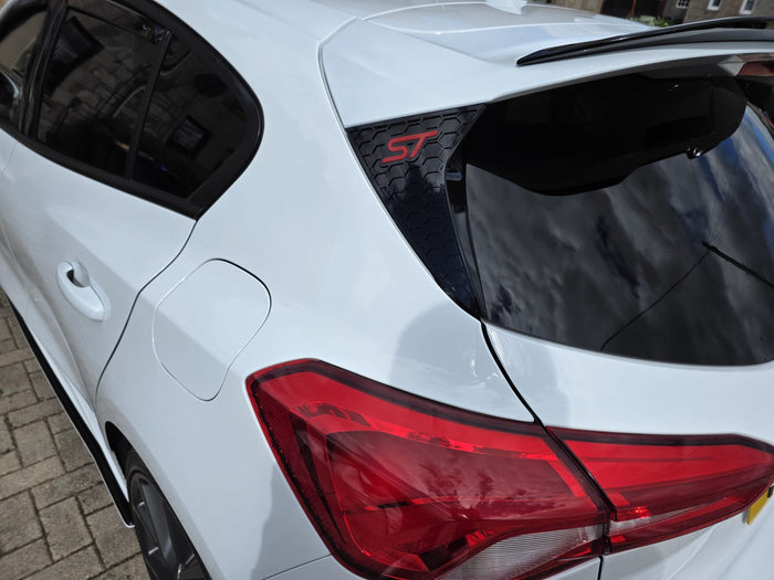 Ford Puma MK2 (ST & ST Line) Rear Window Side Cover (Hex Design)