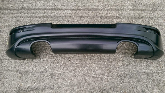 Maxton Design - REAR VALANCE VW GOLF V R32 (WITH 2 EXHAUST HOLES)