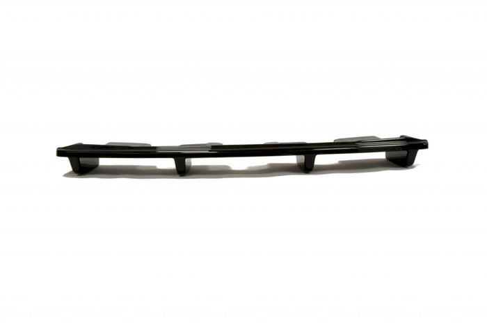 Maxton Design - CENTRAL REAR SPLITTER WITH VERTICAL BAR JEEP GRAND CHEROKEE WK2 SUMMIT (FACELIFT) (2013-2017)