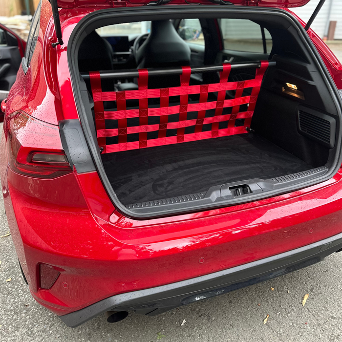 Ford Focus Mk4 ST Strut Bar and Cargo Net