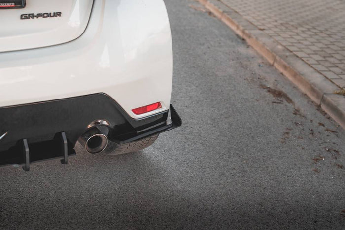 Maxton Design - STREET PRO REAR SIDE SPLITTERS + FLAPS TOYOTA GR YARIS MK4