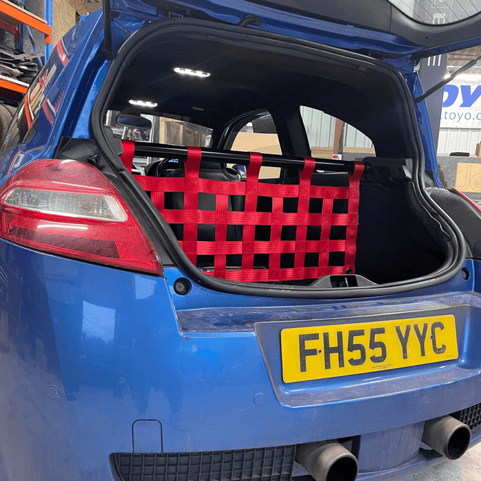 Renault Megane Mk2 RS 225 Strut bar and Cargo net