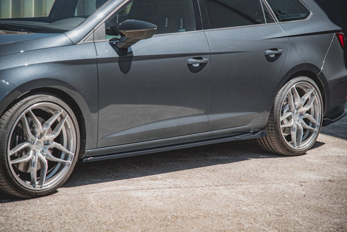 Maxton Design - SIDE SKIRTS SPLITTERS V4 SEAT LEON CUPRA/ FR MK3 FACELIFT (2017-2019)