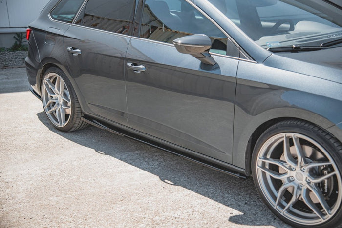 Maxton Design - SIDE SKIRTS SPLITTERS V5 SEAT LEON CUPRA/ FR MK3 FACELIFT (2017-2019)