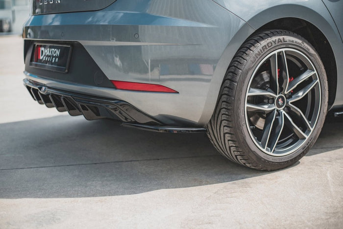 Maxton Design - REAR SIDE SPLITTERS SEAT LEON MK3 FR FACELIFT (2016-2020)