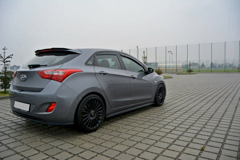 Maxton Design - CENTRAL REAR SPLITTER HYUNDAI I30 MK2 (2011-2017)
