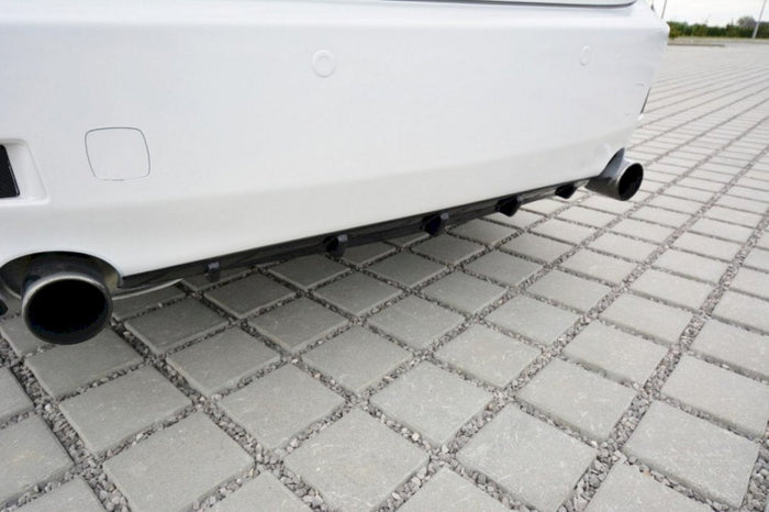 Maxton Design - REAR VALANCE LEXUS IS MK2