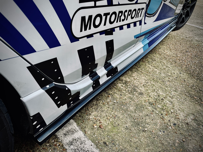 Triple R Composites - Volkswagen Golf MK8 R - Side Skirt Splitters