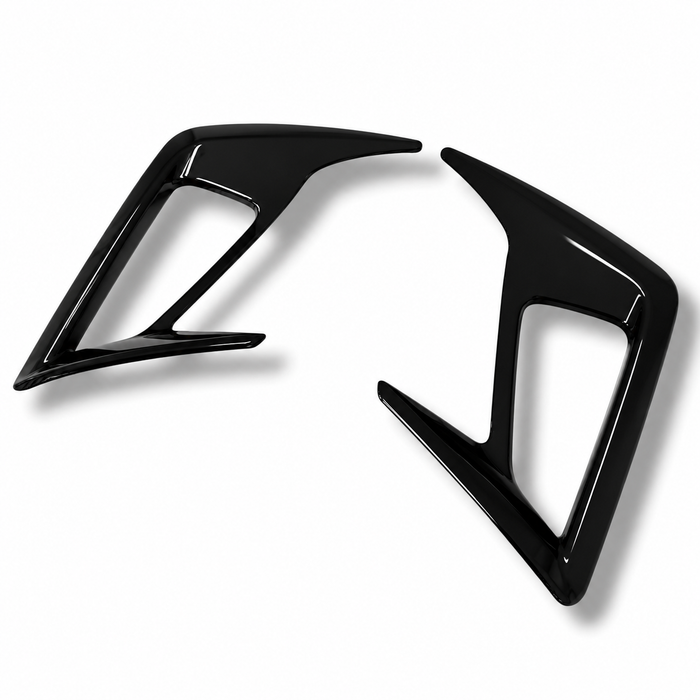 Rear Bumper Reflector Surround for MK4 / MK4.5 Focus | CEUK (Carbon Fibre Look OR Gloss Black)