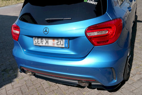 Maxton Design - CENTRAL REAR SPLITTER (VERTICAL BARS) MERCEDES A-CLASS W176 AMG-LINE PRE-FACELIFT (2013-2015)