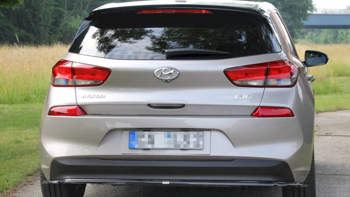 Maxton Design - Central Rear Splitter Hyundai I30 Mk3 Hatchback