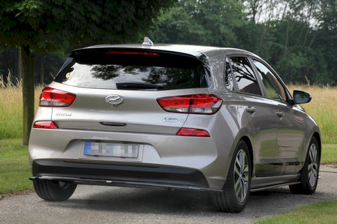 Maxton Design - Central Rear Splitter Hyundai I30 Mk3 Hatchback