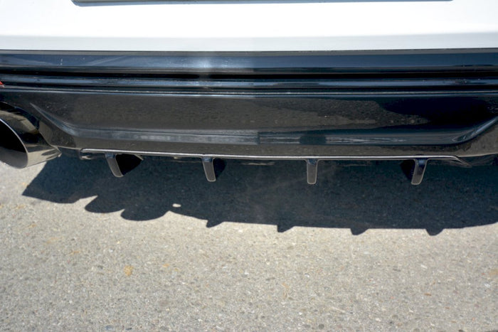 Maxton Design - REAR DIFFUSER CHEVROLET CAMARO 6TH-GEN. PHASE-I 2SS COUPE (2016-18)