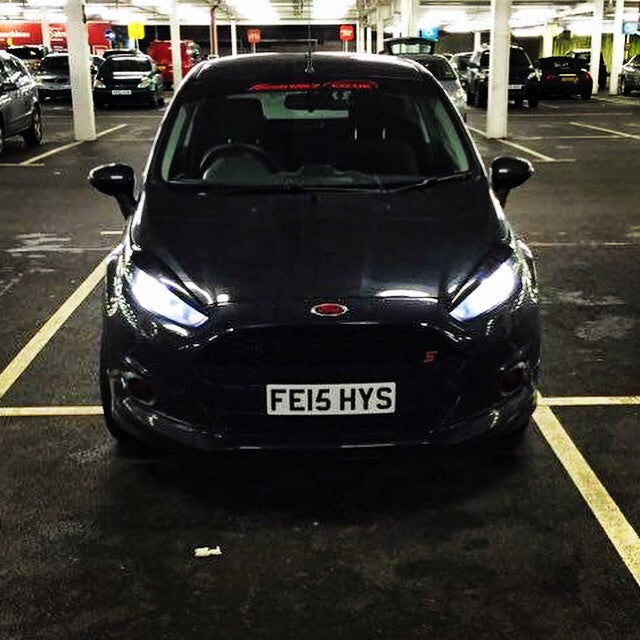 IllumiNite H15 Main Beam / DRL Ice White Halogen Bulb Upgrade – 6500K (715	| PGJ23t-1)