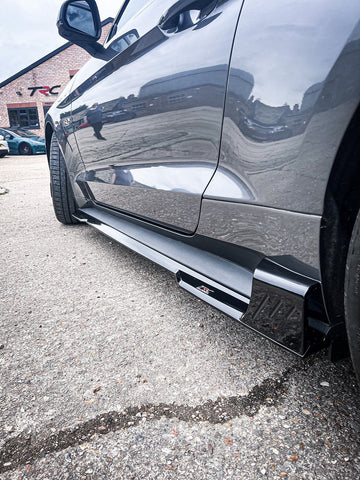 Triple R Composites - Ford Mustang 5.0L GT Facelift - Side Skirt Splitters