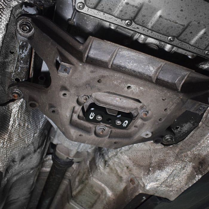 Direnza - Audi A4 / S4 / RS4 / A5 / S5 / RS5 / Q5 / SQ5 / B8 / 8T / 8R 08-17 - Gearbox Mount Insert - Car Enhancements UK