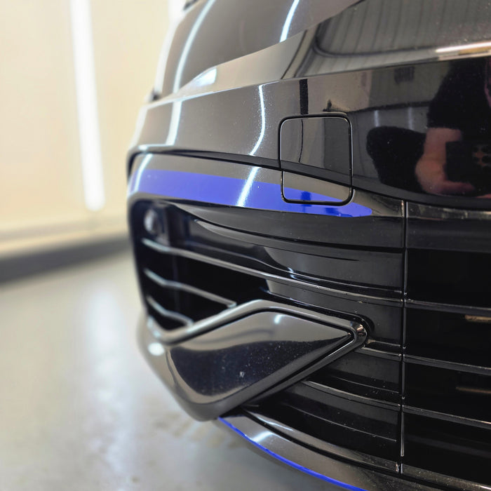 Golf R mk8 (Pre facelift) Front Outer Quarter Decals
