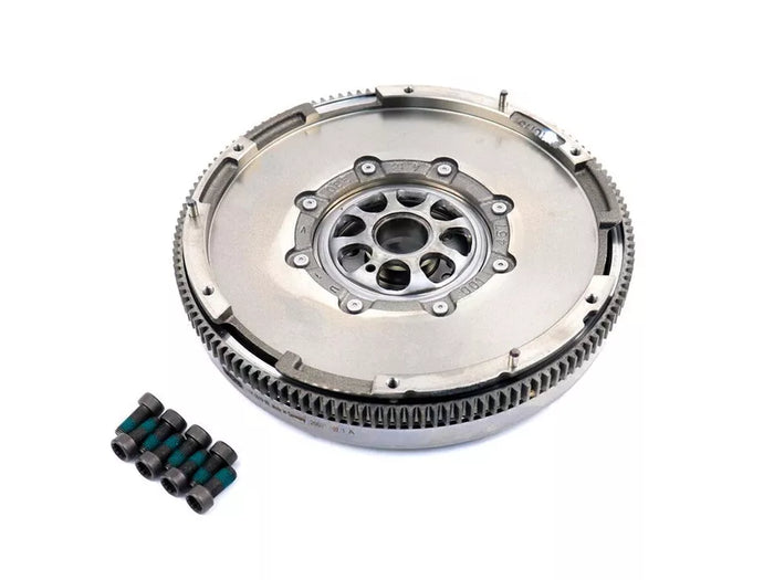 Whitebox Performance Audi S3 8V & Volkswagen Golf MK7 R Organic Clutch Kit With CSC And Flywheel