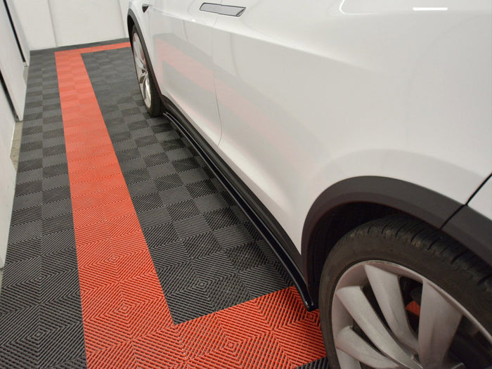 Tesla Model X (2015-) Side Skirts Diffusers V.1 - Maxton Design