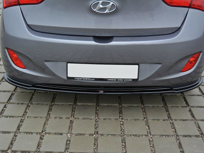 Hyundai I30 MK2 (2011-2017) Central Rear Splitter - Maxton Design