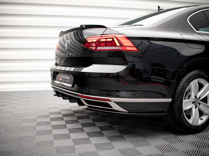 VW Passat B8 Facelift (2019-) Rear Valance - Maxton Design