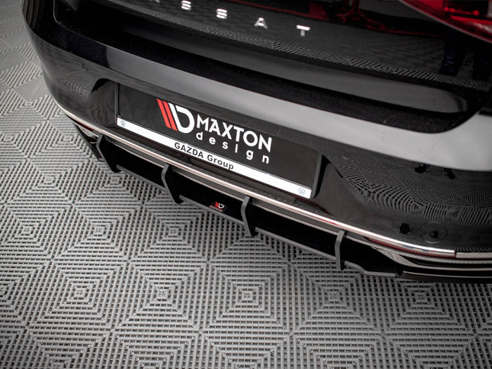 VW Passat B8 Facelift (2019-) Street PRO Rear Diffuser - Maxton Design