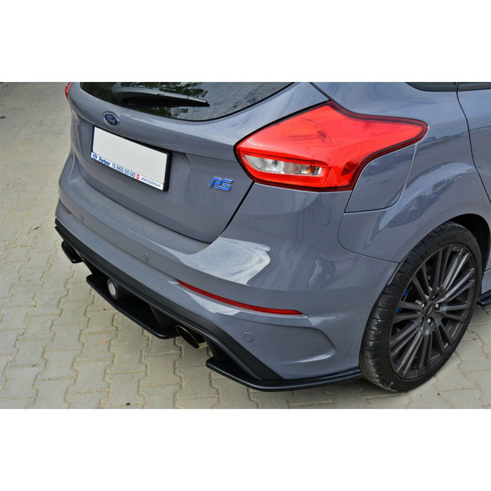 Maxton Design Central Rear Splitters on the Focus RS mk3